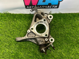 кулак поворотный правый Volkswagen Passat B8 2016, 2.0 л., дизель, универсал, передний привод, правый руль, 5Q0407258C