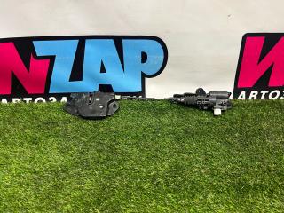 замок капота Tesla Model Y 1 поколение 2022, электро, белый, 1500397-00E