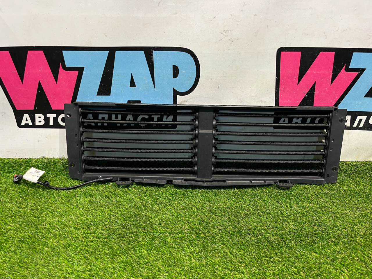 жалюзи Buick Encore GX 1 поколение 2023, 1.2 л., бензин, АКПП, внедорожник 5 дв., передний привод, 42767091 - фото №1