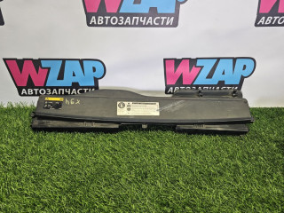 воздухозаборник Volkswagen Passat B8 2016, 2.0 л., дизель, универсал, передний привод, правый руль, 5Q0129254B