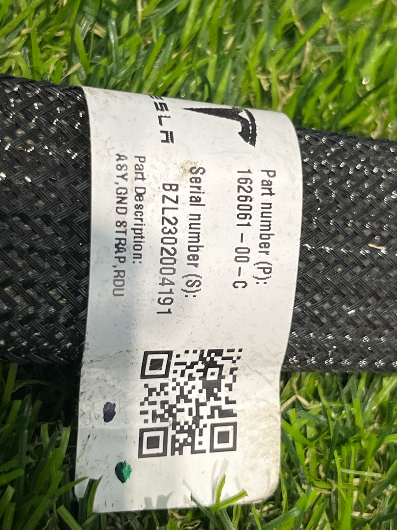 минусовой провод аккумулятора Tesla Model Y 1 поколение 2023, электро, полный привод, 1626061-00-C - фото №1