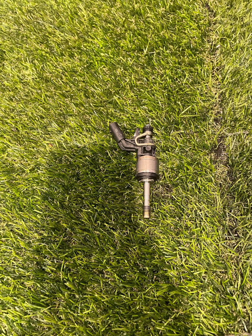 форсунка Ford Mustang 7 поколение S650 2024, 2.3 л., бензин, АКПП, черный, купе, задний привод - фото №1