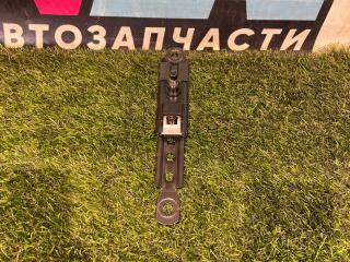 механизм регулировки высоты ремня безопасности Tesla Model X 1 поколение [рестайлинг] 2022, электро