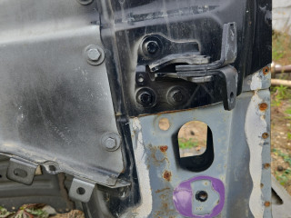 петля двери Tesla Model 3 1 поколение (2017 - 2025)