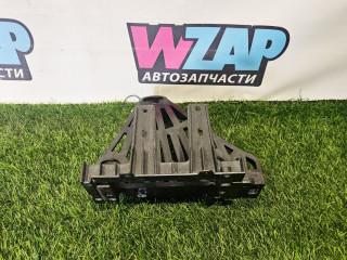 кронштейн компрессора кондиционера Tesla Model 3 1 поколение 2022, 1667014-00-B