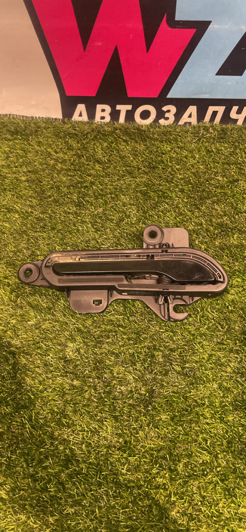 ручка наружная Tesla Model Y 1 поколение 2023, электро, полный привод - фото №1