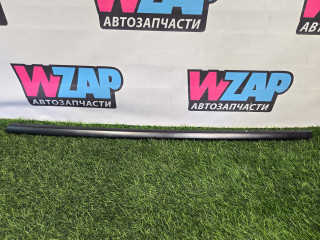 молдинг стекла Tesla Model 3 1 поколение 2022, 108068100H