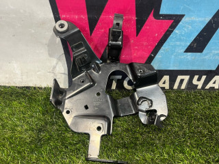 кронштейн (крепление) Fiat 124 2018, 1.4 л., бензин, МКПП, серы, родстер, задний привод, 55272954