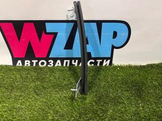 направляющая стекла Ford Mustang 7 поколение S650 2024, 2.3 л., бензин, АКПП, черный, купе, задний привод, FR3B63263A20AA