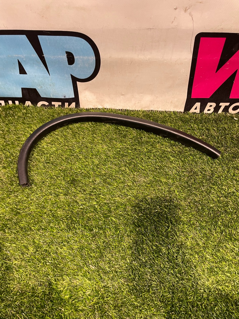 уплотнитель двери Fiat 124 2018, 1.4 л., бензин, МКПП, серы, родстер, задний привод - фото №1