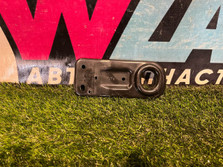 кронштейн радиатора Ford Mustang 6 поколение S550 [рестайлинг] 2020, 2.3 л., бензин, АКПП, белый, кабриолет, задний привод, FR33-8K202-AC