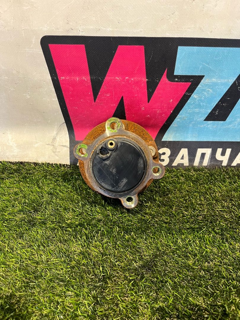 ступица задняя левая Ford Escape 4 поколение CX482 2021, 1.5 л., бензин, АКПП, внедорожник 5 дв., передний привод, LX6C-2C299-A - фото №1