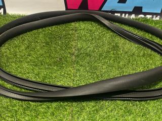 уплотнитель двери Tesla Model Y 1 поколение 2022, электро, белый, 1497673-89-A