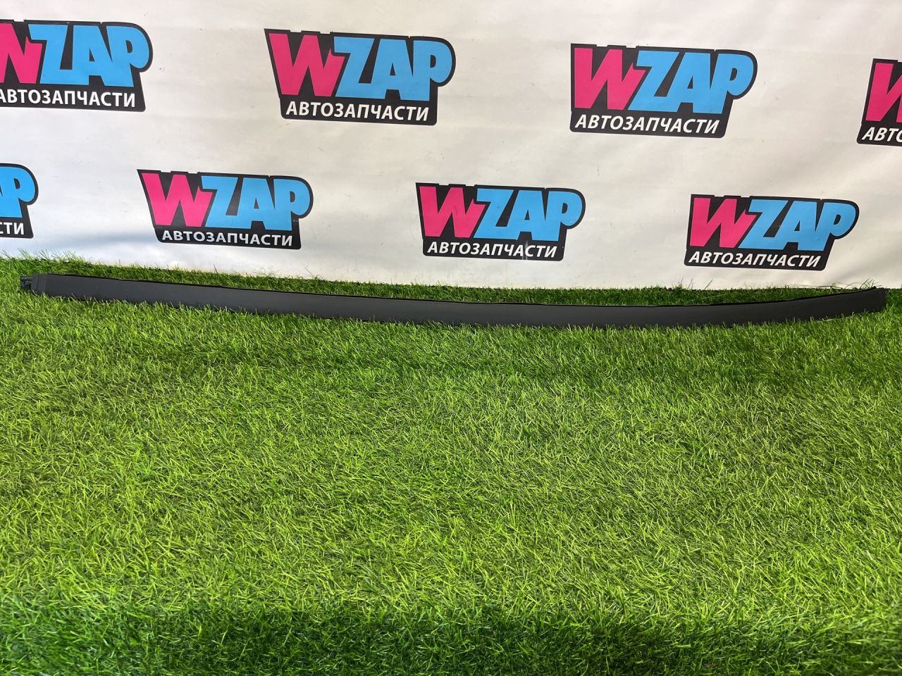 молдинг крыши Ford Escape 4 поколение CX482 2020, 1.5 л., бензин, АКПП, внедорожник 5 дв., LJ6B-S50463-AEW - фото №1