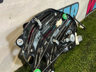 стеклоподъемник задний правый Ford Mustang 6 поколение S550 [рестайлинг] 2020, 2.3 л., бензин, АКПП, белый, кабриолет, задний привод, FR3B-7627008-AM