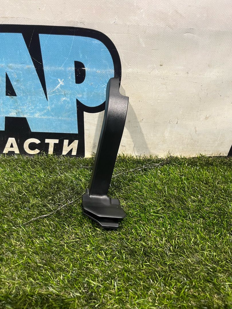 пластик Tesla Model X 1 поколение 2017, электро, белый, 1066955-00-D - фото №1