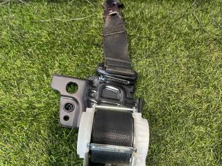 ремень безопасности Mini Cabrio 3 поколение [рестайлинг] 2021, 1.5 л., бензин, АКПП, красный, кабриолет, передний привод