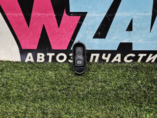 кнопка ручного тормоза (ручника) Mini Countryman 2 поколение [рестайлинг] F60 2021, 2.0 л., бензин, АКПП, внедорожник 5 дв., полный привод, правый руль, 9878667