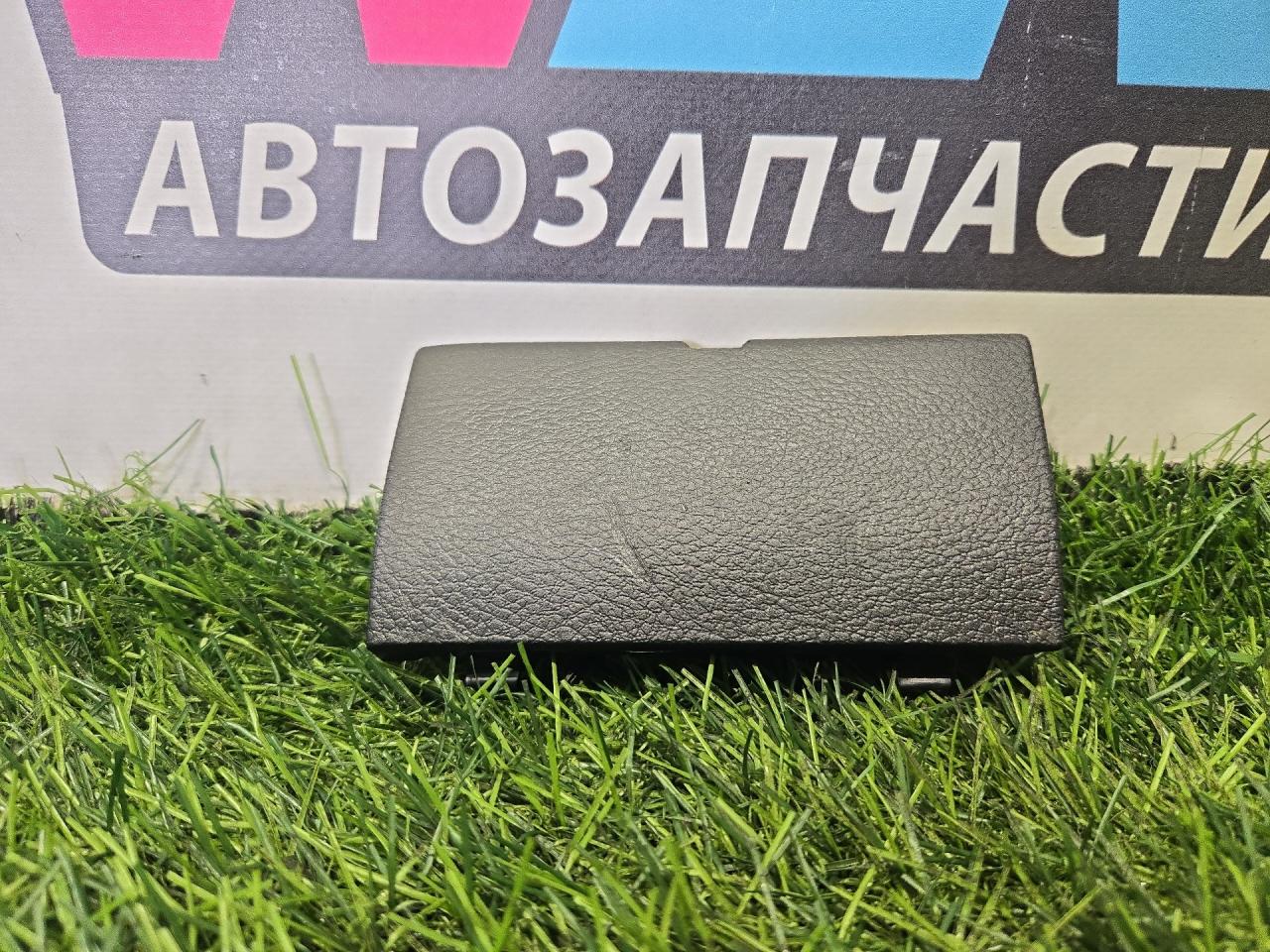 накладка на торпедо (консоль) RAM 1500 5 поколение (2018 - 2024), бензин, АКПП, пикап, 5YK03TX7AE - фото №1