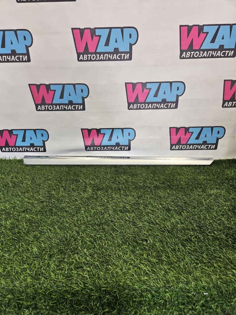 молдинг двери передней правой Volkswagen Passat B8 2016, 2.0 л., дизель, универсал, передний привод, правый руль - фото №1