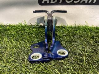 петля двери Tesla Model 3 1 поколение 2022