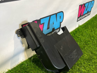 крышка блока предохранителей Ford Escape 4 поколение CX482 2021, 1.5 л., бензин, АКПП, внедорожник 5 дв., передний привод, LX61-12C514-CE