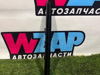 направляющая стекла Ford Mustang 6 поколение S550 [рестайлинг] 2021, 2.3 л., бензин, АКПП, кабриолет, JR3B-76297B06-AA