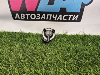 датчик удара Volkswagen Passat B8 2016, 2.0 л., дизель, универсал, передний привод, правый руль, 3Q0959354