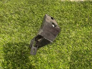 кронштейн (крепление) Fiat 124 2018, 1.4 л., бензин, МКПП, серы, родстер, задний привод, NA1J-41630