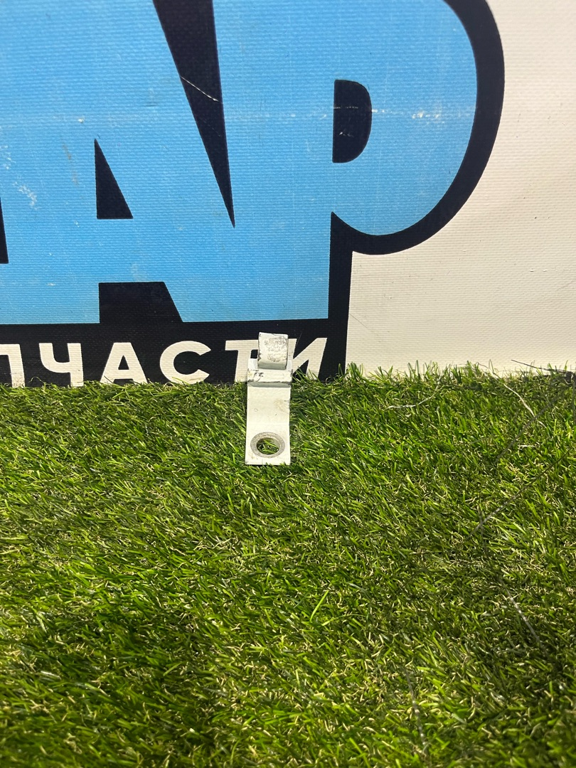 петля двери Volkswagen Jetta 7 поколение 2019, 1.4 л., бензин, АКПП, седан, передний привод, 8X0831403E - фото №1