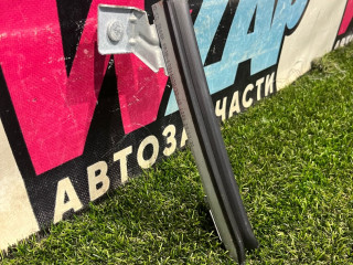 направляющая стекла Ford Mustang 6 поколение S550 [рестайлинг] 2020, 2.3 л., бензин, АКПП, купе, задний привод, FR3B63214A32AB