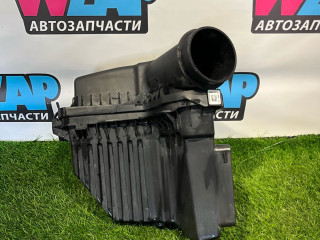 корпус воздушного фильтра Ford Mustang 6 поколение S550 [рестайлинг] 2020, 2.3 л., бензин, АКПП, белый, купе, задний привод, FR3C-9643-AE