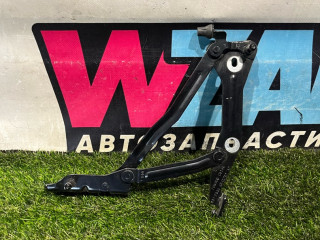 петля крышки багажника Ford Mustang 6 поколение S550 [рестайлинг] 2019, 2.3 л., бензин, АКПП, черный, купе, задний привод, FR3B6342701AD