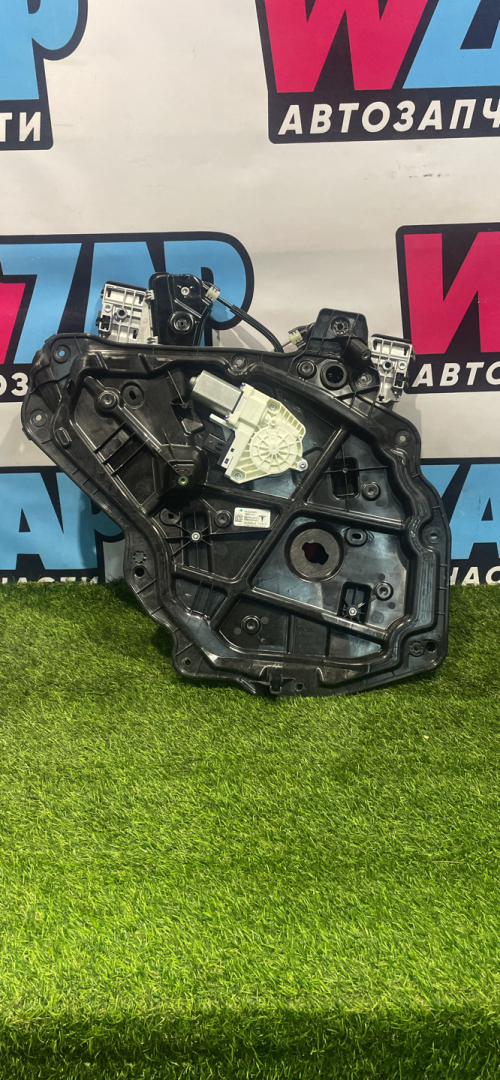 стеклоподъемник задний левый Tesla Model Y 1 поколение 2022, электро, белый, 1495512-00-E - фото №1