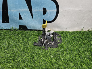 замок капота Ford Mustang 6 поколение S550 [рестайлинг] 2020, 2.3 л., бензин, АКПП, белый, кабриолет, задний привод, KR3A-16700-AA