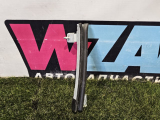 направляющая стекла Ford Mustang 6 поколение S550 [рестайлинг] 2020, 2.3 л., бензин, АКПП, белый, купе, задний привод, FR3B63214A32AB