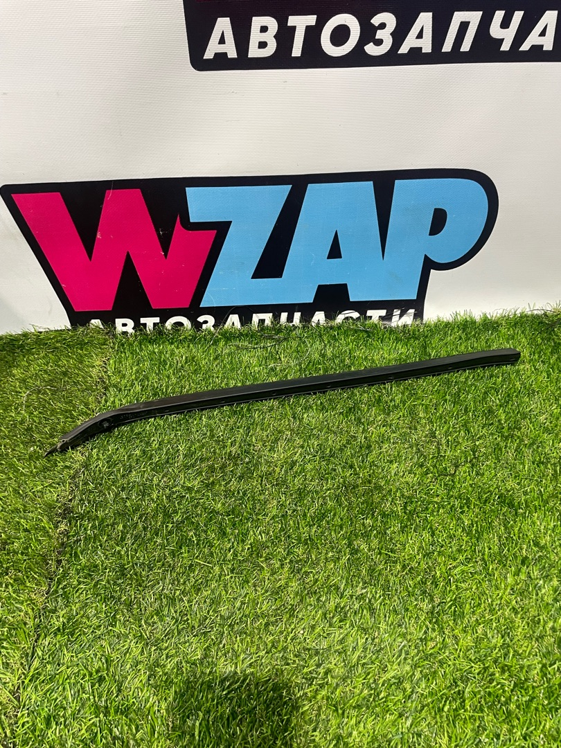 Уплотнитель стекла Ford Explorer 6 поколение U625 2020, 2.3 л., бензин, АКПП, внедорожник 5 дв., полный привод - фото №1