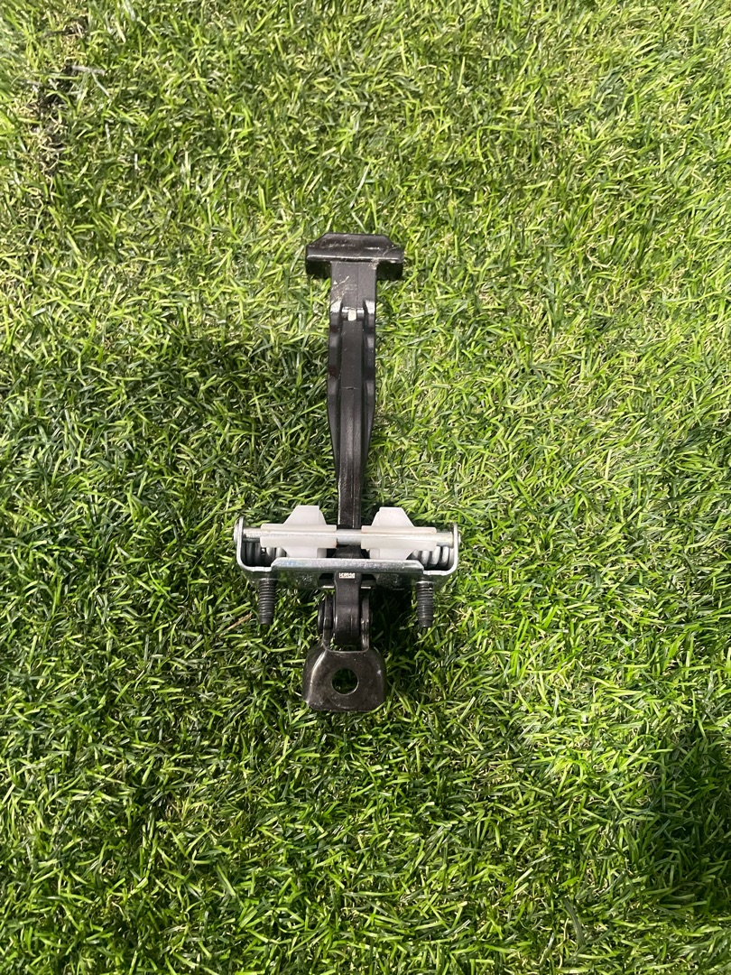 ограничитель открывания двери Ford Explorer 6 поколение U625 2020, 2.3 л., бензин, АКПП, внедорожник 5 дв., полный привод - фото №1