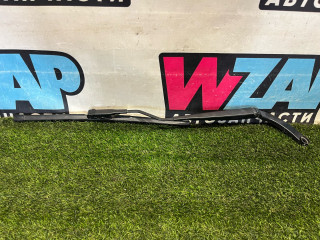 щеткодержатель (поводок стеклоочистителя, дворник) Ford Mustang 6 поколение S550 [рестайлинг] 2020, 2.3 л., бензин, АКПП, белый, купе, задний привод, FR3B17B589AA