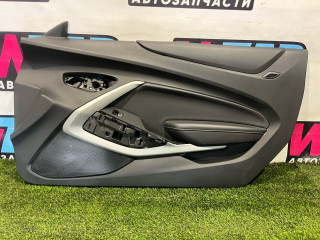обшивка двери передняя правая Chevrolet Camaro 6 поколение (2015 - 2018), 84557717