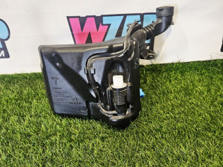 бачок омывателя Tesla Model 3 1 поколение 2022, 1090850-98-H