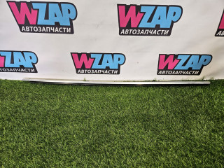 молдинг стекла Volkswagen Passat B8 2016, 2.0 л., дизель, универсал, передний привод, правый руль