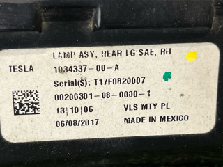 фонарь крышки багажника правый Tesla Model X 1 поколение 2017, электро, белый, 1034337-00-A
