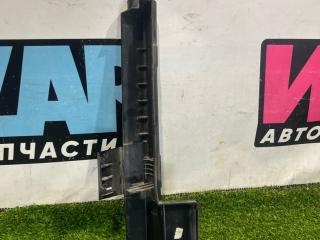 воздуховод (дефлектор) радиатора Ford Mustang 6 поколение S550 [рестайлинг] 2019, 2.3 л., бензин, АКПП, кабриолет, задний привод, FR3B-8103-B