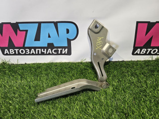 петля капота правая Volkswagen Passat B8 2016, 2.0 л., дизель, универсал, передний привод, правый руль, 3G0823302