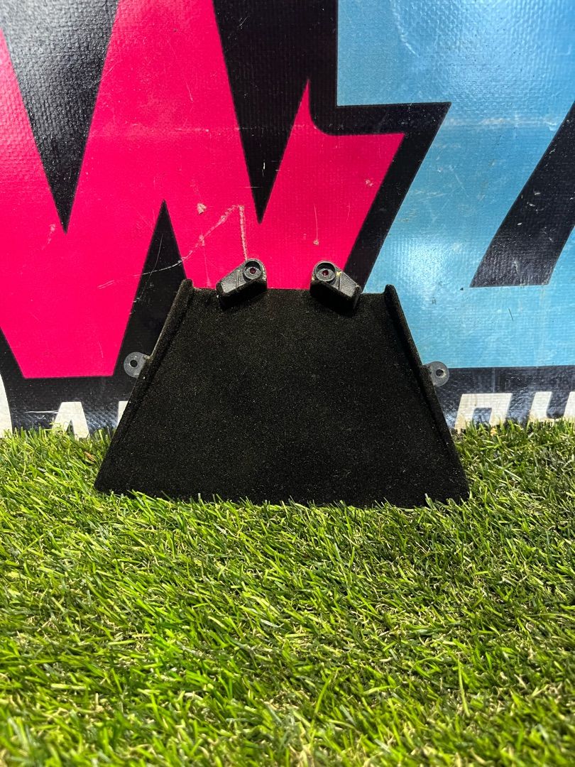 камера переднего обзора Tesla Model X 1 поколение 2017, электро, белый, 1095516-00 - фото №1