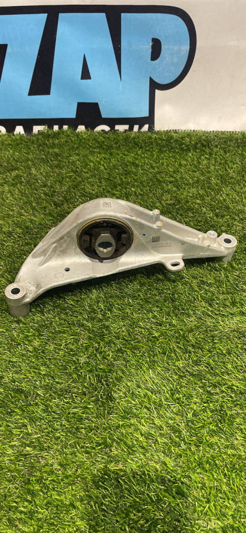 кронштейн двигателя Tesla Model Y 1 поколение 2023, электро, полный привод, 1090754-00-B - фото №1