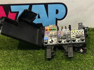 блок предохранителей Ford Mustang 6 поколение S550 [рестайлинг] 2021, 2.3 л., бензин, АКПП, кабриолет