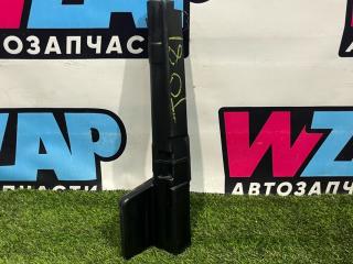 воздуховод (дефлектор) радиатора Ford Mustang 6 поколение S550 [рестайлинг] 2021, 2.3 л., бензин, АКПП, кабриолет, FR3B-8103-B