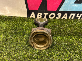 поршень Mercedes-Benz C-Класс W205/S205/C205 (2014 - 2018)